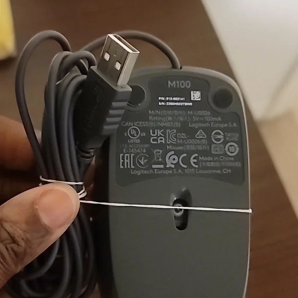 Logitech Mouse - Picture 2 of 4